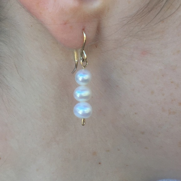Freshwater Pearl Earrings, drop earrings, formal jewelry - Picture 2 of 2